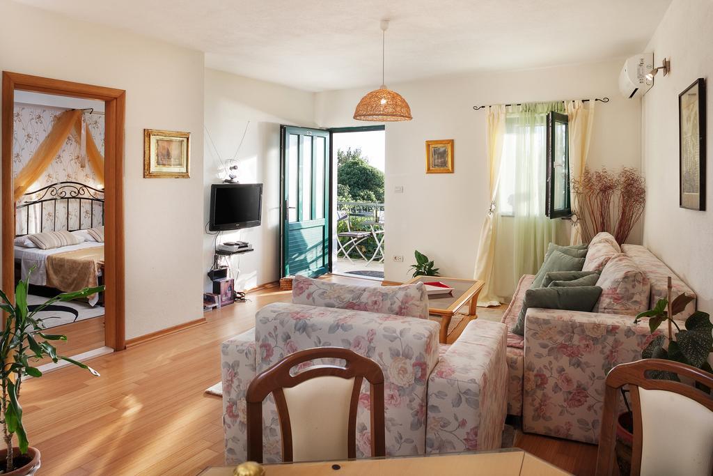 Holiday Home Alegra Podgora Εξωτερικό φωτογραφία